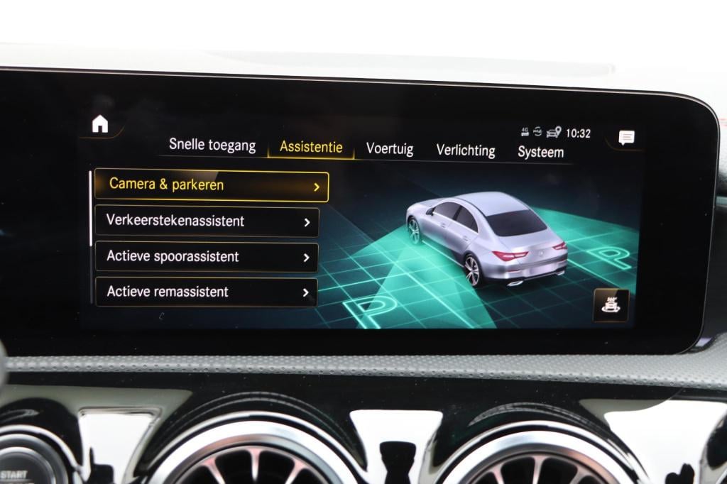 Mercedes-Benz Cla 200 amg line 163pk