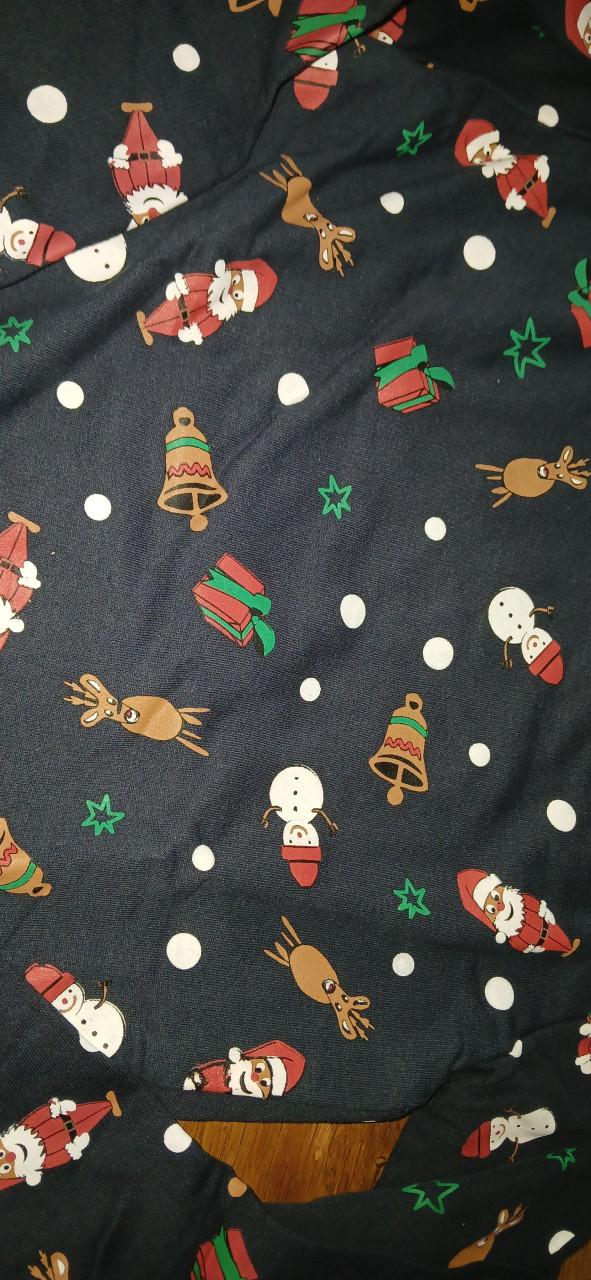 Kersttrui 2x 122-128 en 134-140