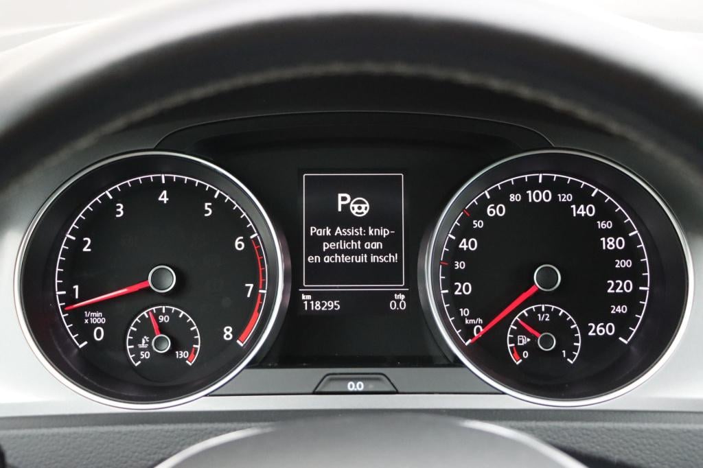 Volkswagen Golf 1.2 tsi connected series 110pk