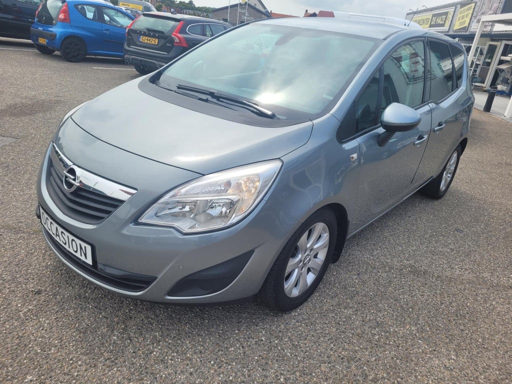 Opel Meriva 1.4 turbo design edition automaat, cruise control, p.sensor, ai