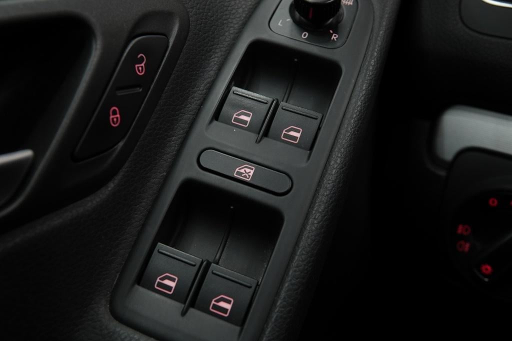 Volkswagen Golf 1.2 tsi | pdc | cruise | stoelverw. | pdc |