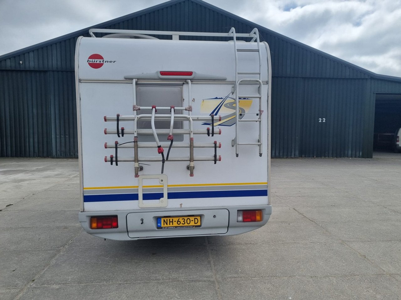 Burstner alkoof campers op basis van FIAT DUCATO uit 2002