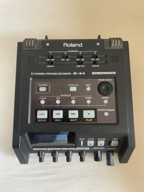 Roland 4 sporen recorder + Sennheiser MD-21 microfoons