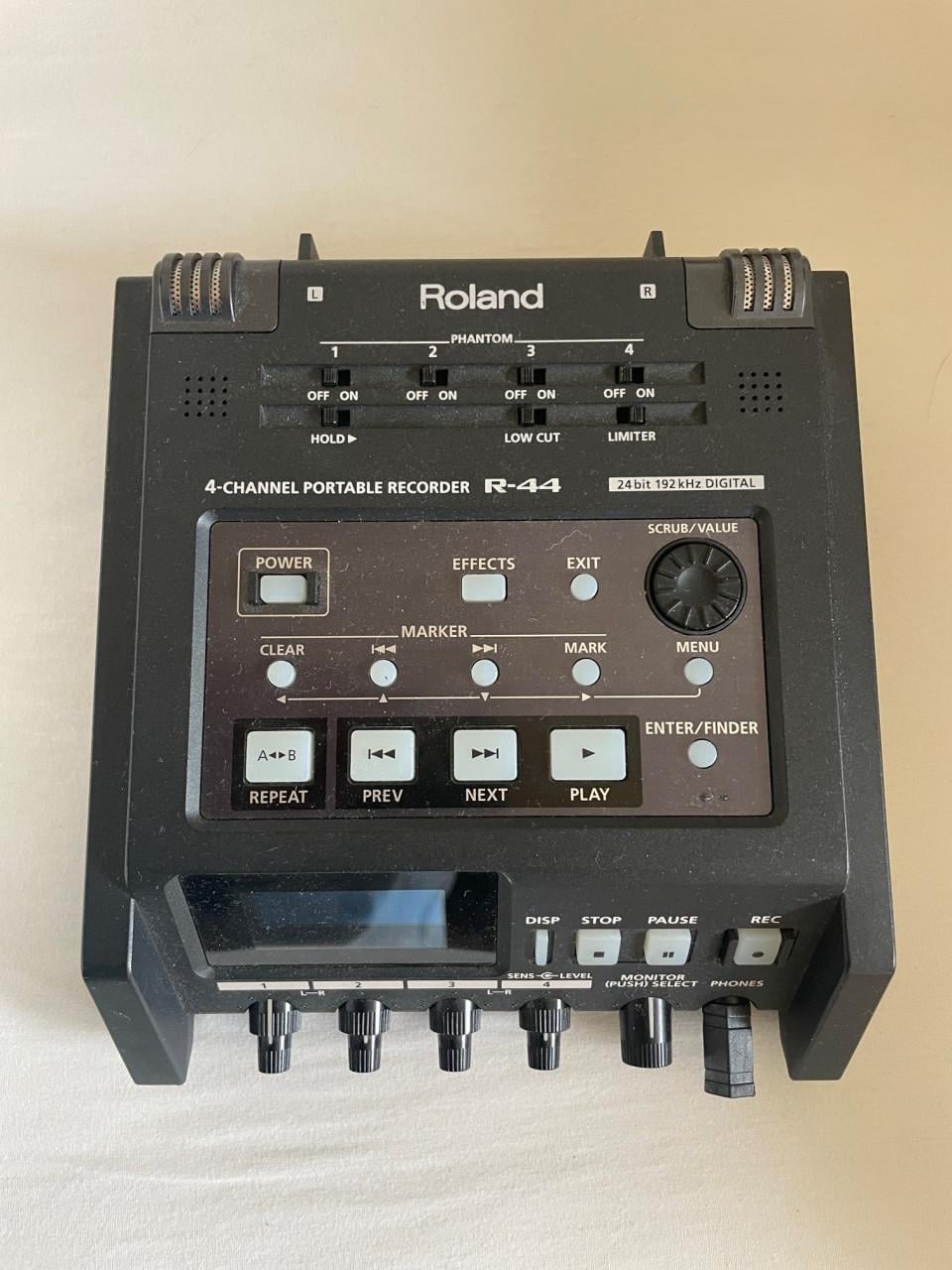 Roland 4 sporen recorder + Sennheiser MD-21 microfoons