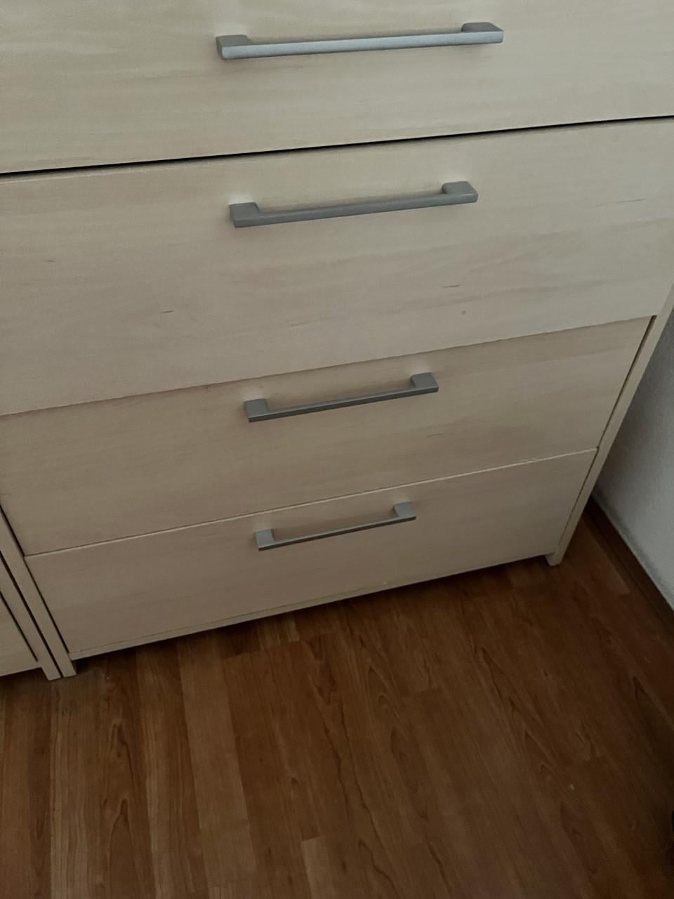 Te koop bed 140x200 + nachtkastjes+kast
