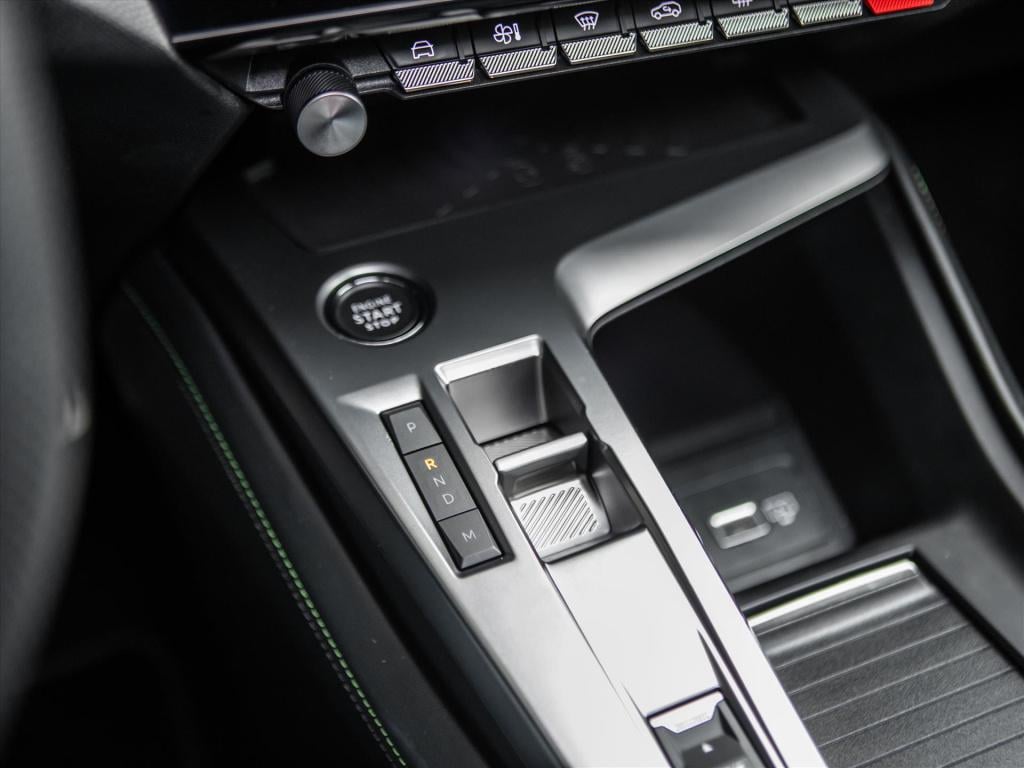 Peugeot 308 1.2 puretech 130pk gt automaat | panoramadak | acc | camera 360