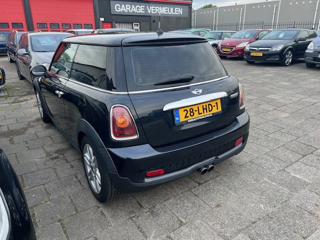 Mini Cooper 1.6