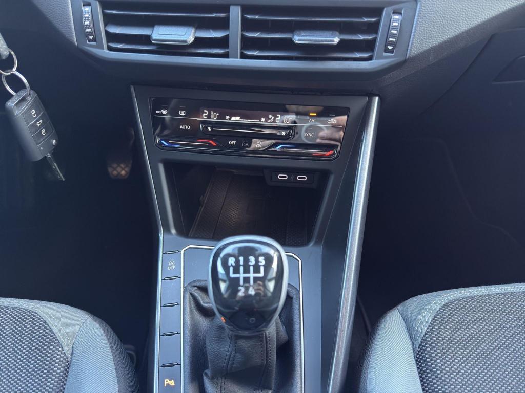 Volkswagen Polo 1.0 tsi style | camera | parkeersensors | airco (automatisc