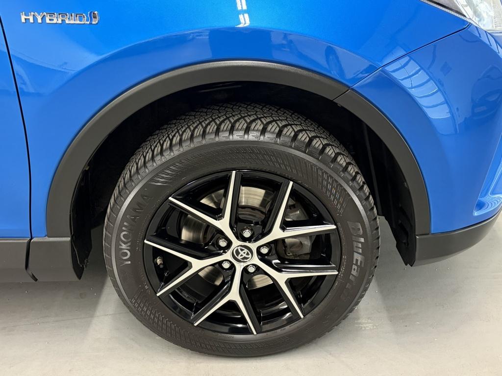 Toyota Rav4 2.5 hybrid style