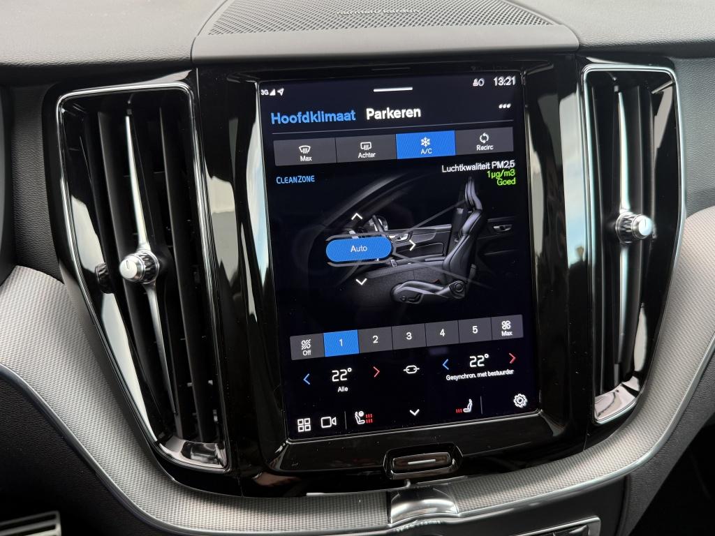 Volvo XC60 t6 340pk recharge r-design| adap.cruise| panodak| 22''lm| camera