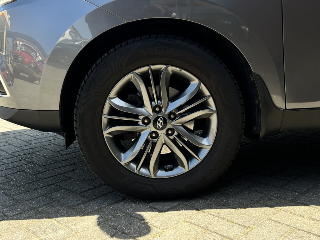 Hyundai Ix35 1.6i gdi go! - navigatie | camera | bluetooth | trekhaak
