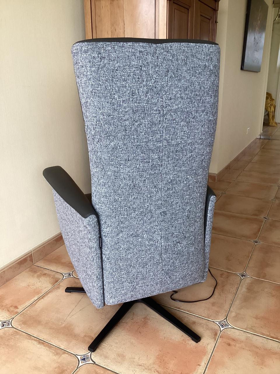 NIEUWSTAAT!Prominent sta op stoel/relax ToscanaNP4800 euro