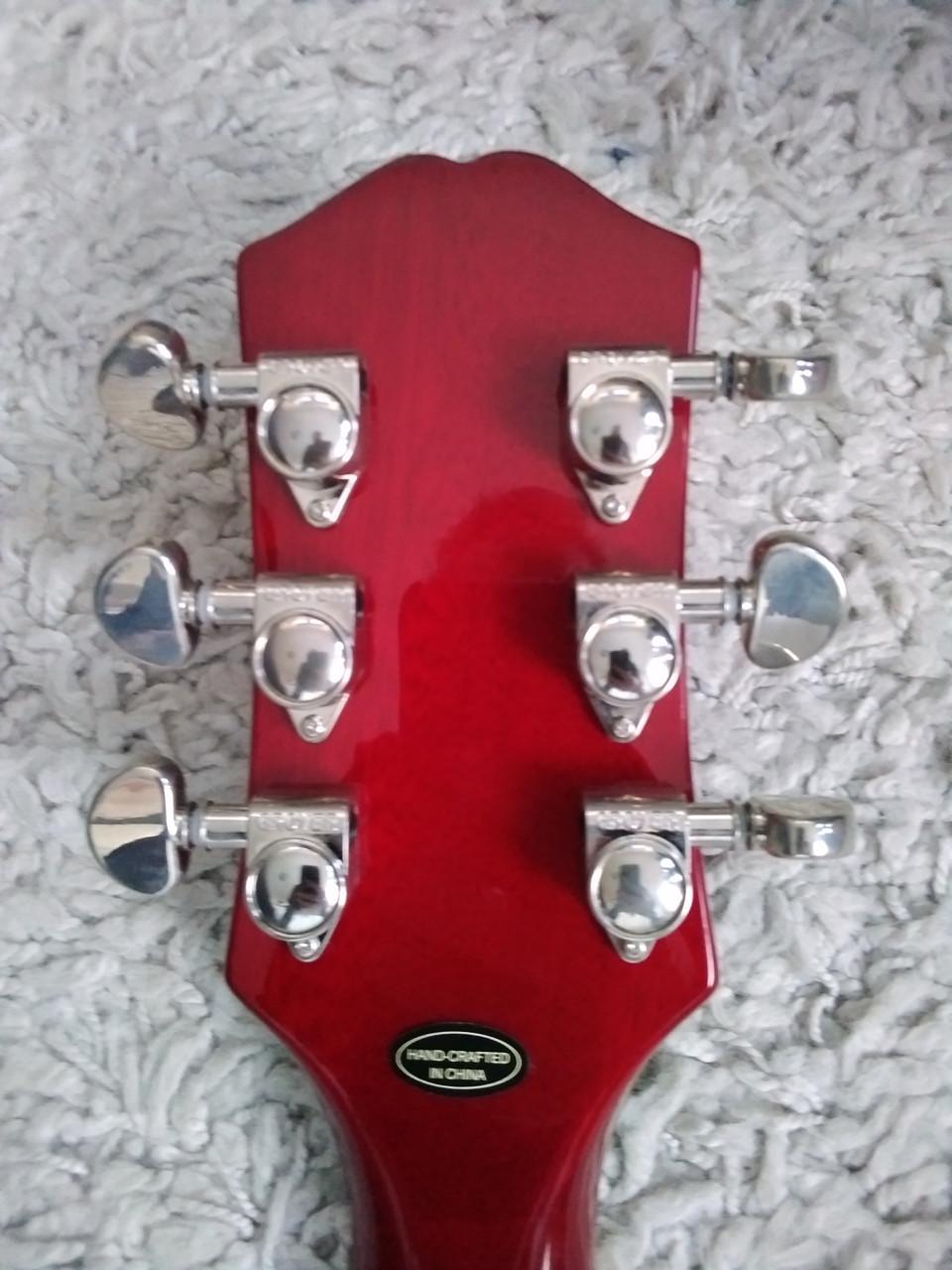 Epiphone ES-339 Inspired by Gibson Cherry Red 2024 z.g.a.n. 350 euro!