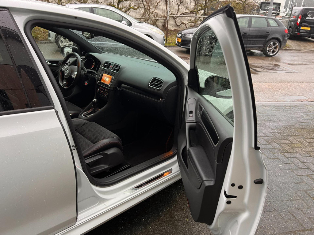 Volkswagen Golf 2.0 gti edition 35