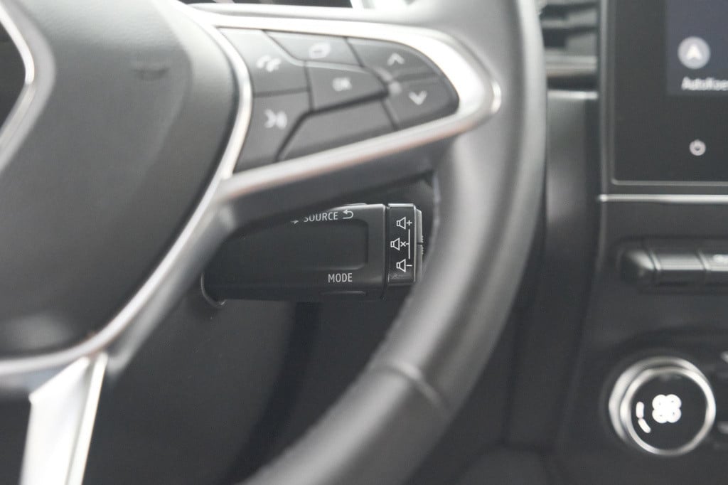 Renault Captur tce 90 intens | camera | navigatie | parkeersensoren | apple