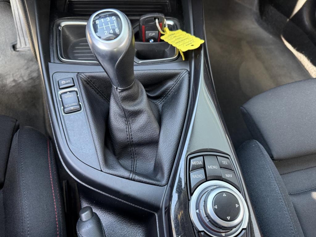 BMW 1 Serie 116i 136pk executive sportline 3-drs