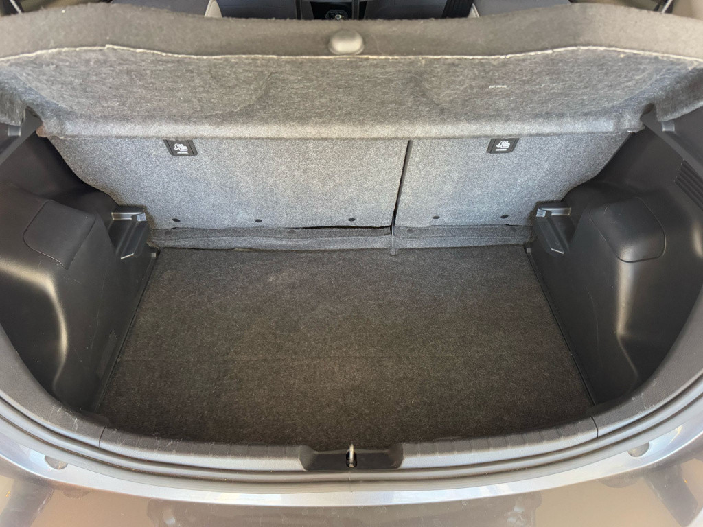 Toyota Yaris 1.5 hybrid y20 exclusive edition