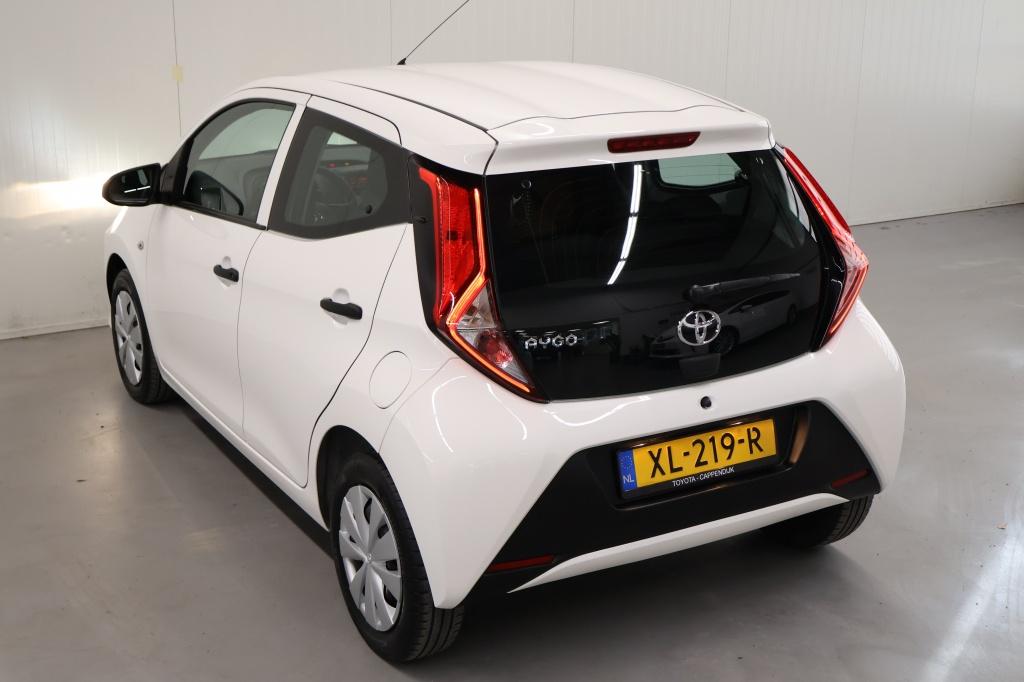 Toyota Aygo 1.0 vvt-i x-fun