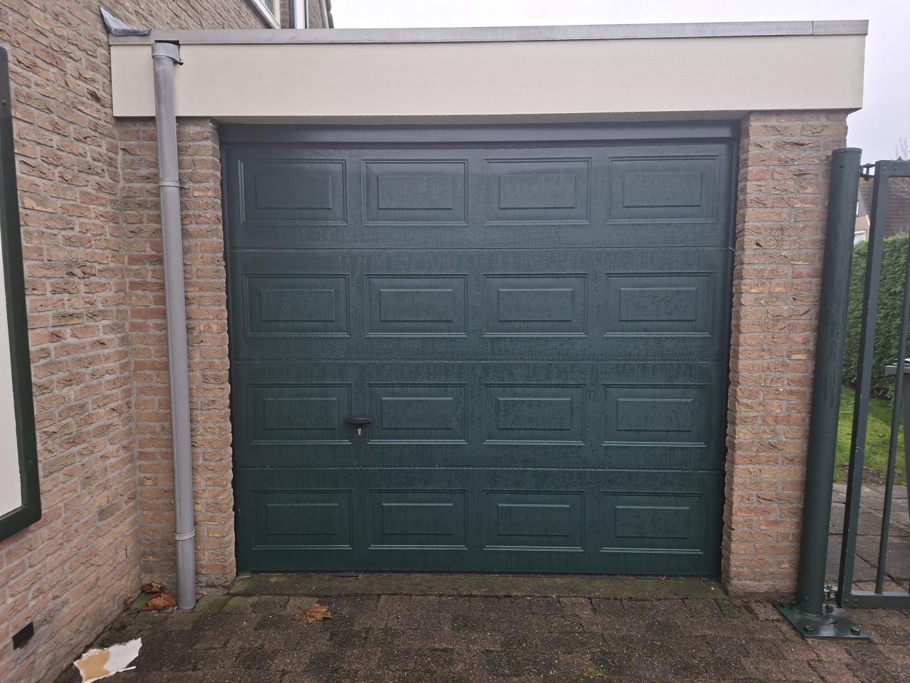 Electrische garagedeur