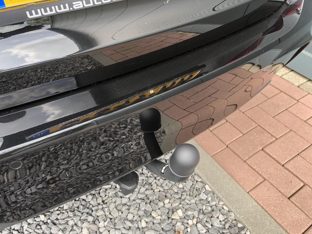 BMW 3-serie touring 318i automaat m-sport corporate lease