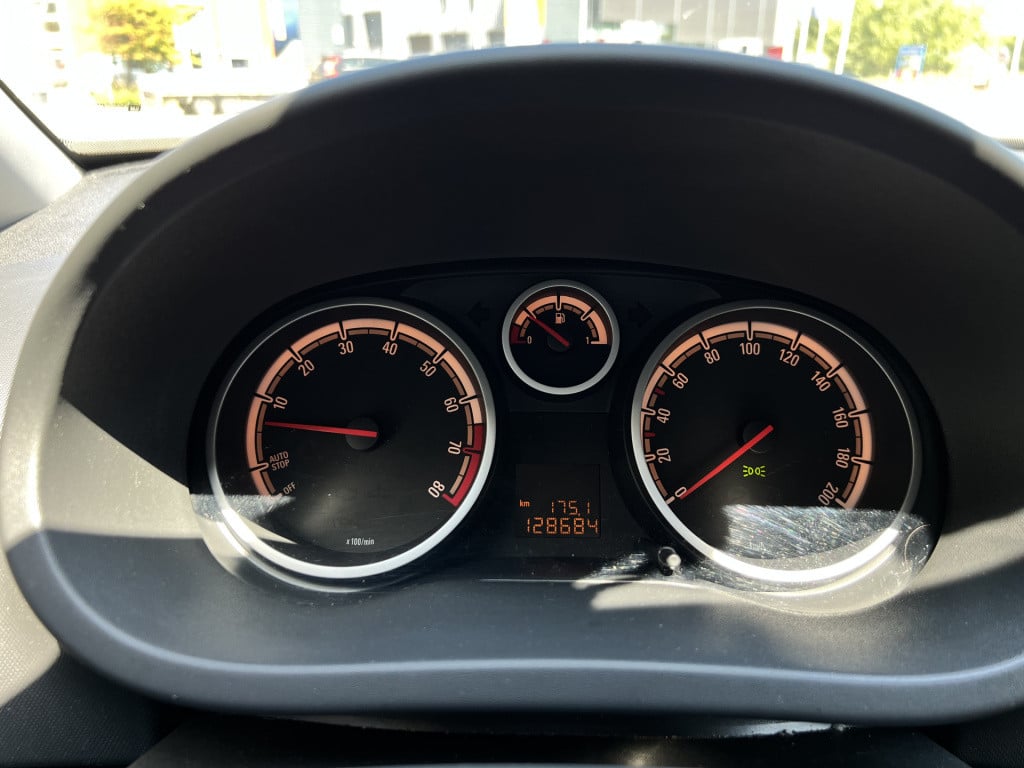 Opel Corsa 1.4-16v blitz