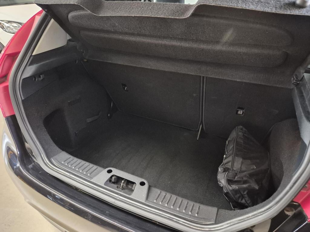Ford Fiesta 1.25 titanium / keyless / cruisecontrol / nieuwe distriebutieri