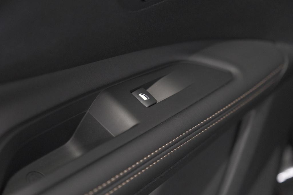 Peugeot 3008 puretech 130 eat8 gt black pack | camera | adaptieve cruise co