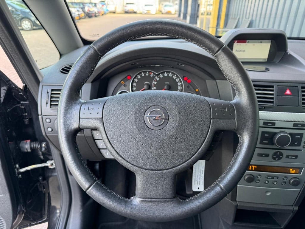 Opel Meriva 1.6-16v cosmo