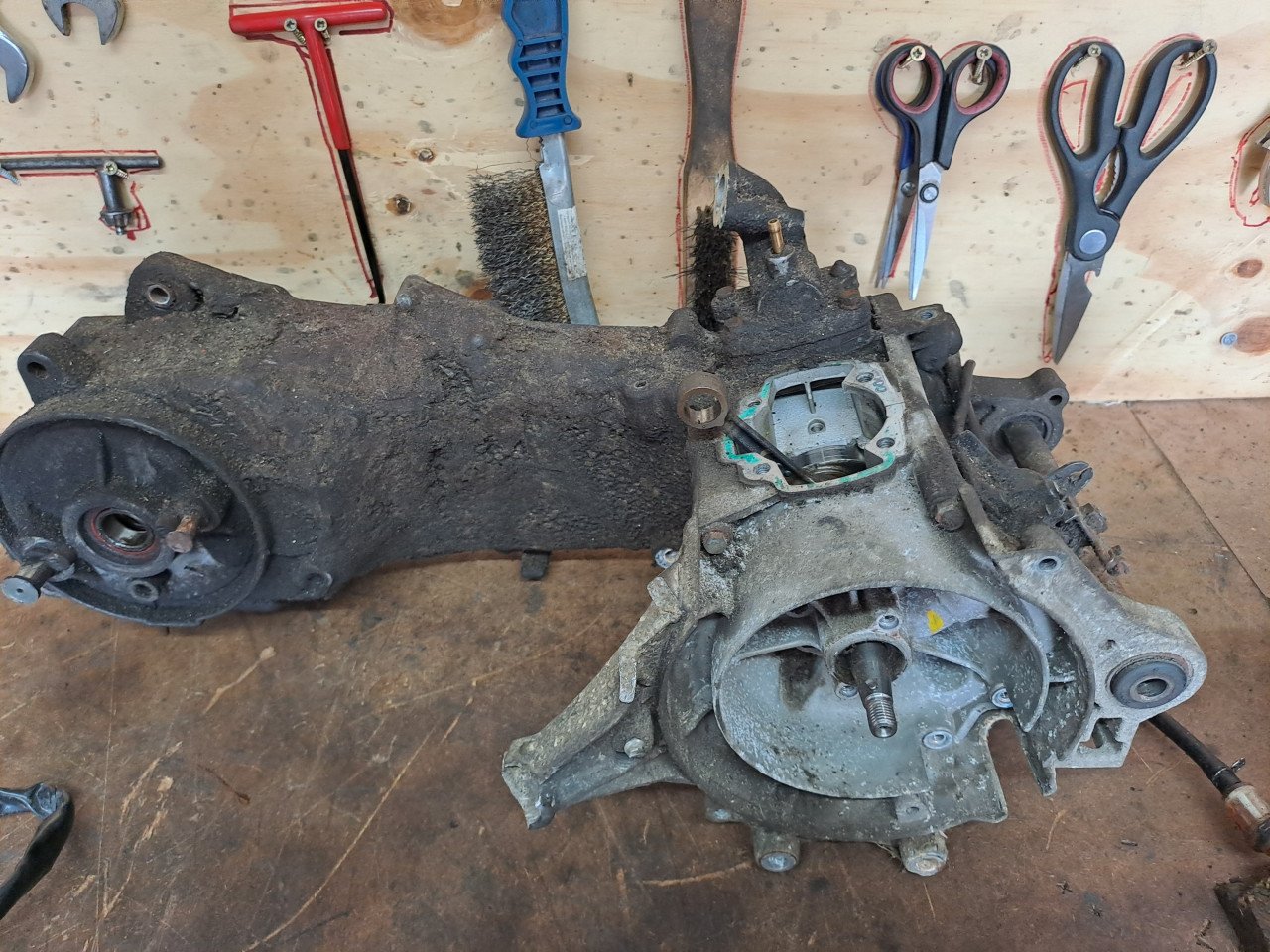 Te koop motor blokken peugeot vivacity