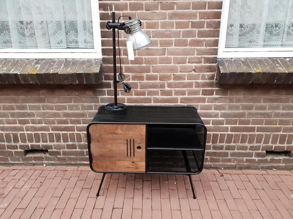 SCHITTERENDE BIJZET/HAL/NACHTKASTJES MET EXTRA KORTING