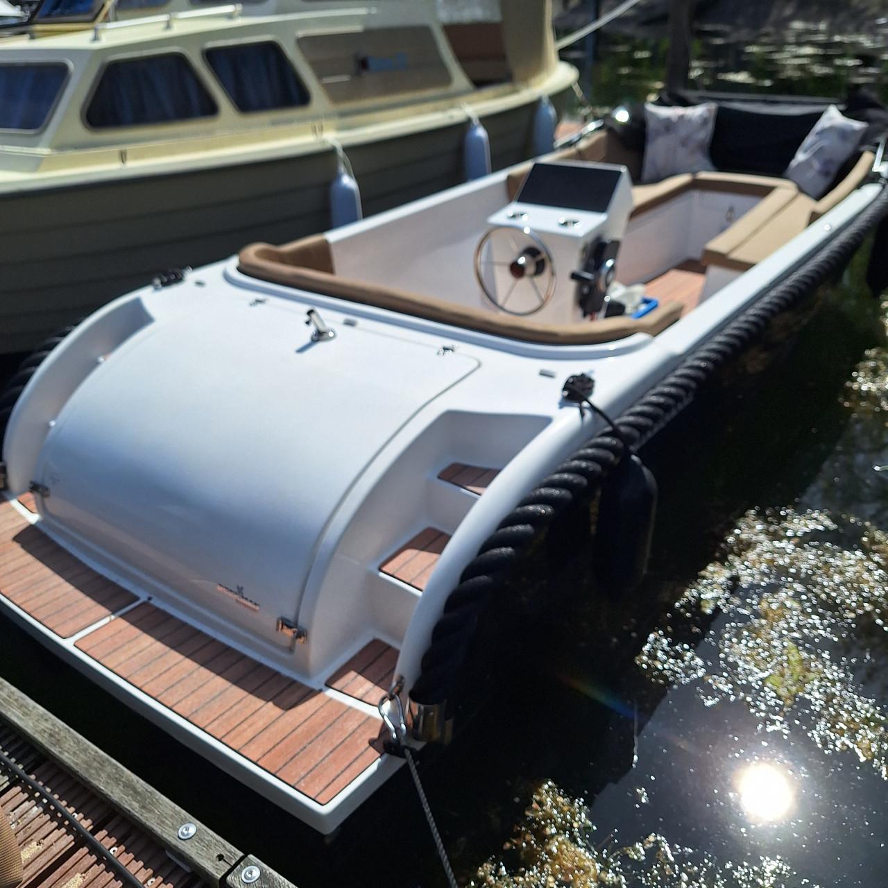 Mooie sloep - vaarklaar - inclusief trailer