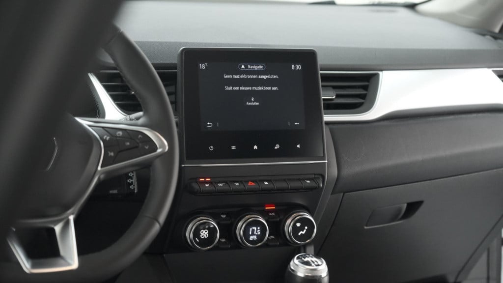 Renault Captur tce 90 techno | camera | navigatie | pack winter | apple car