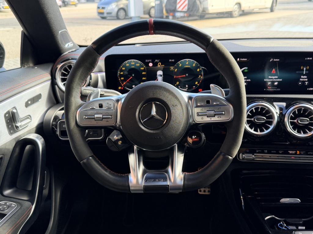 Mercedes-Benz Cla shooting brake amg 35 4matic premium plus
