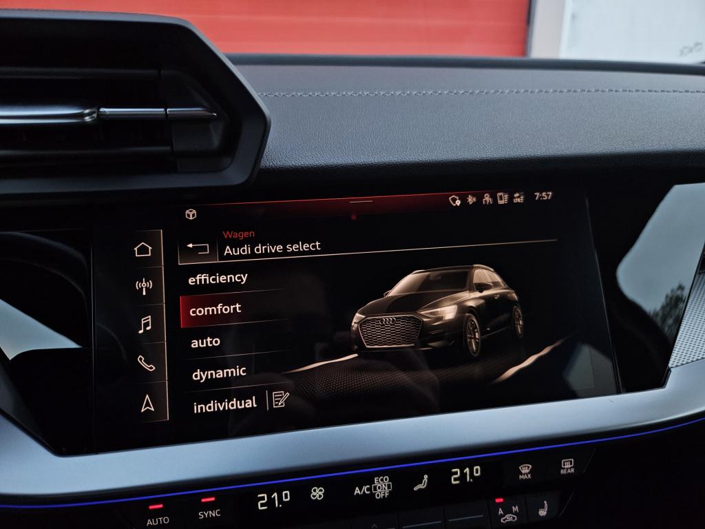 Audi A3 sportback 45 tfsi e s edition competition | matrix | acc | rijklaar