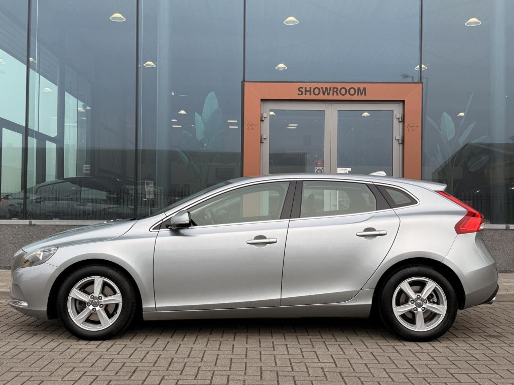 Volvo V40 1.6 t2 | cruise | navi | achteruitrijcamera