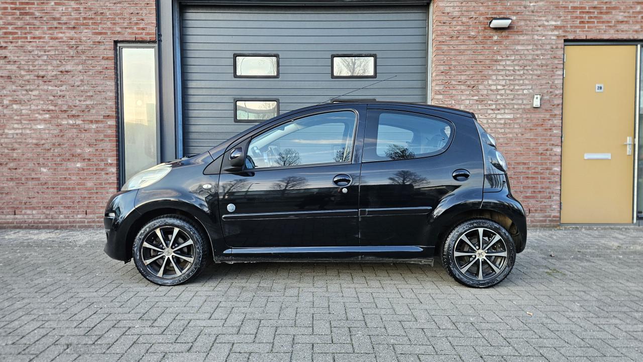 Zuinige 5drs PEUGEOT 107 Envy 2012 / NL AUTO / NAP / 85.635 KM !