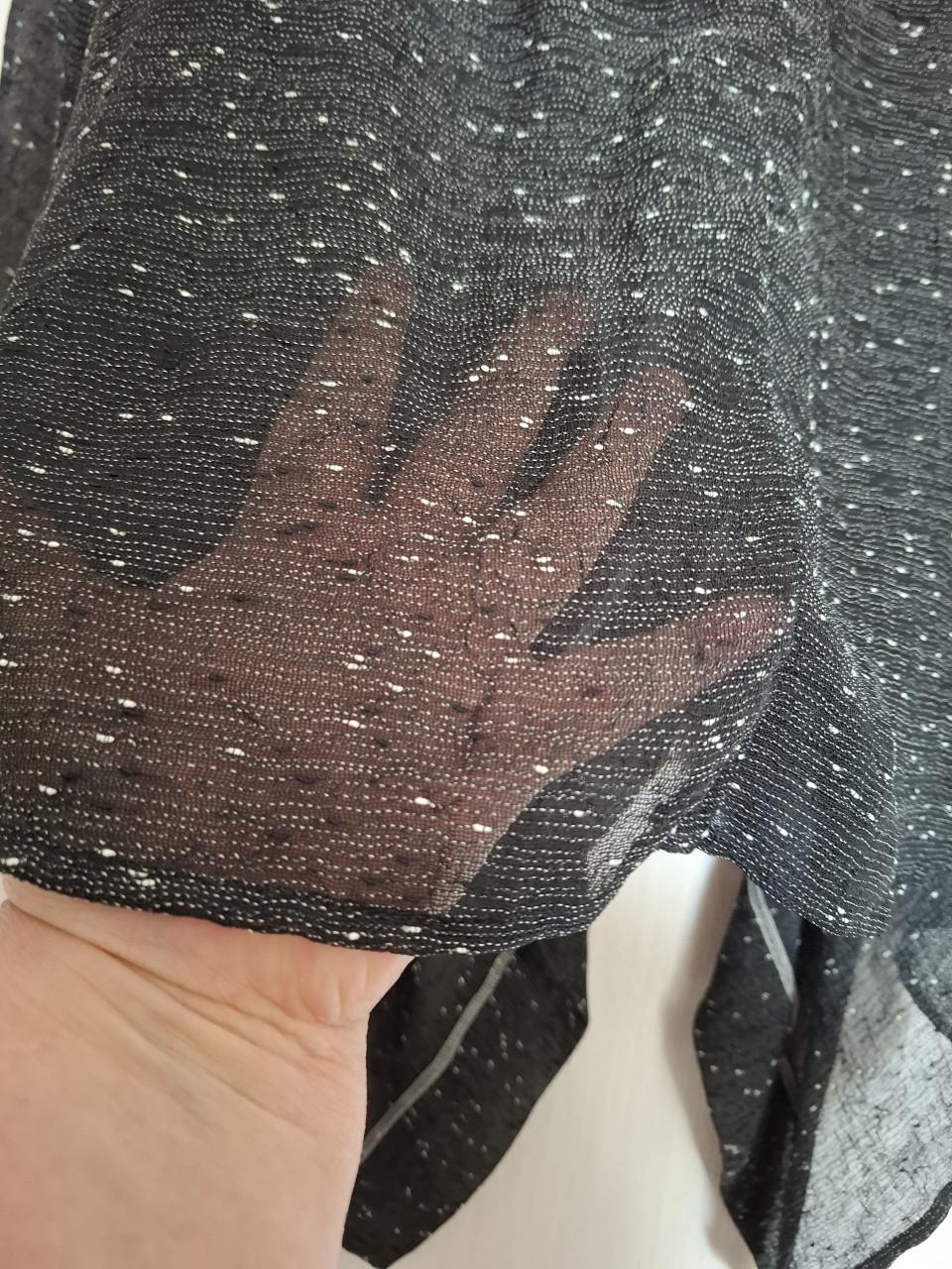 Sempre Piu twinset top met jasje. Zwart met witte. Maat 58