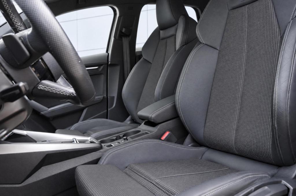 Audi A3 sportback 45 tfsi e s edition competition 245pk s-tronic soh 95%