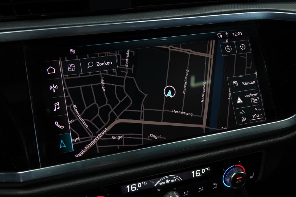 Audi Q3 35 tfsi pro line | pano | matrix | maxton | camera |