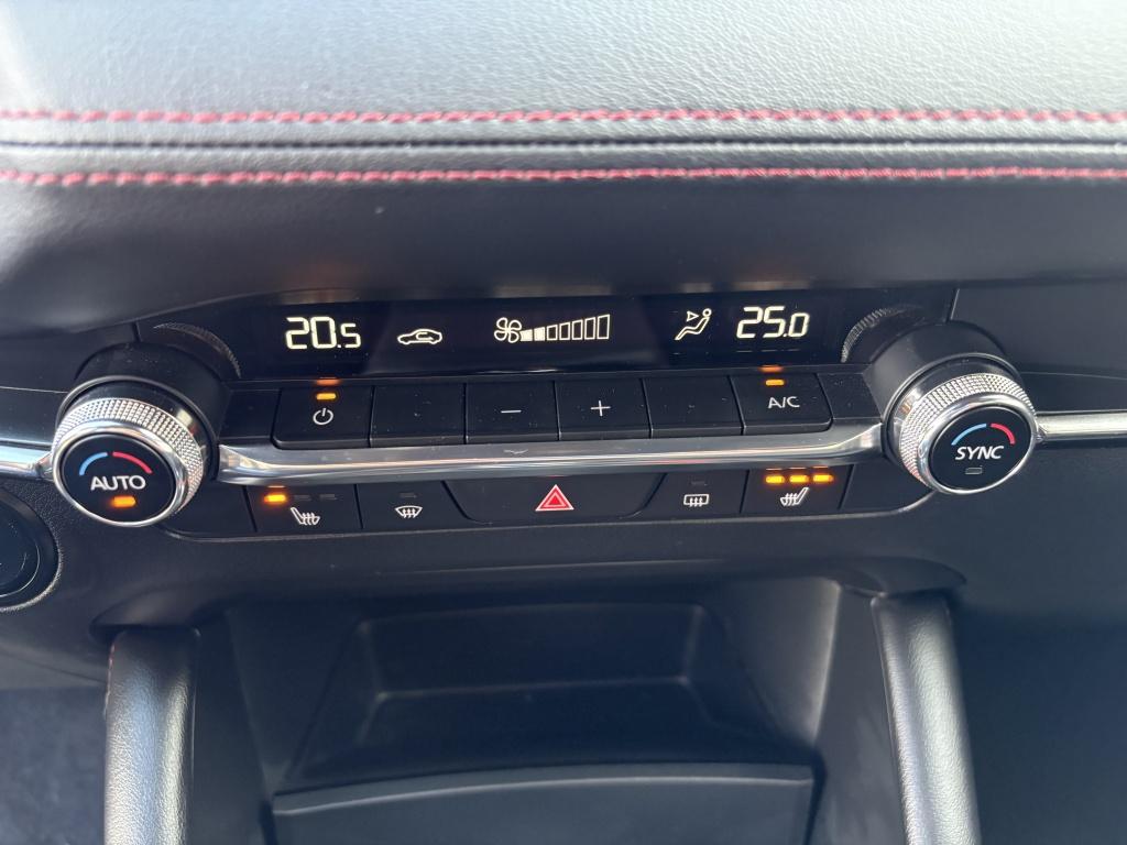 Mazda 3 2.0 e-sa-g homura als nieuw!