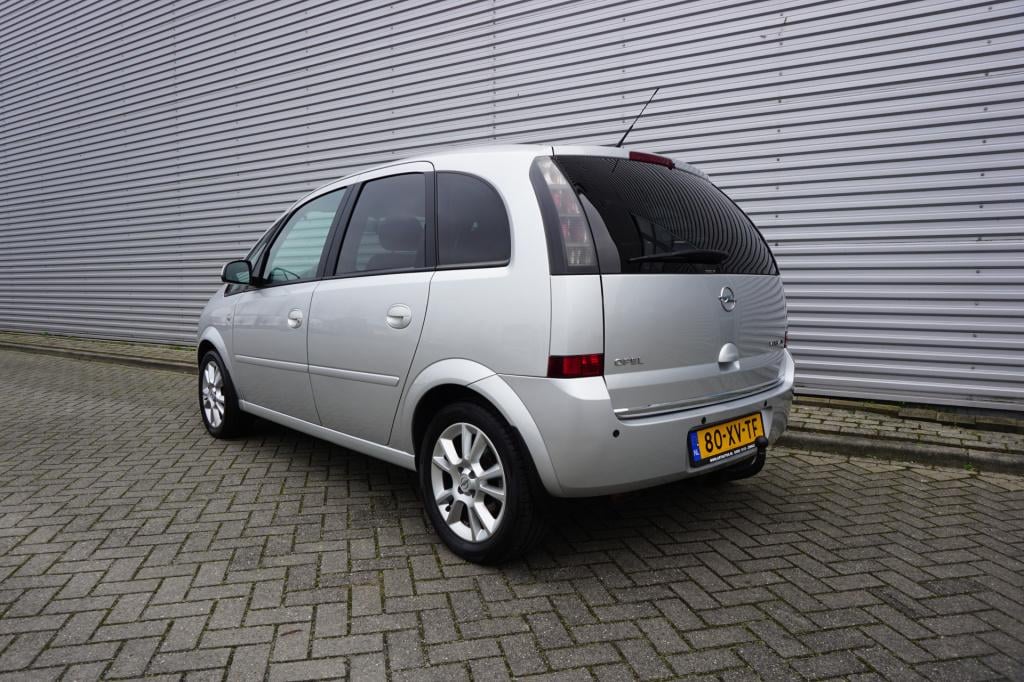Opel Meriva 1.6-16v cosmo automaat - airco / navi / elektr. ramen / parkeer