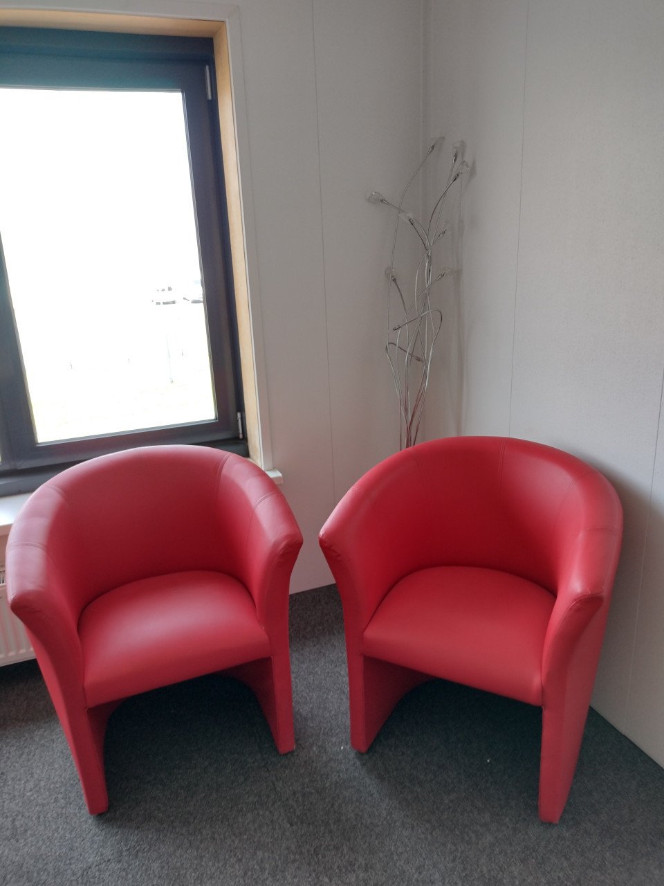 Leuke rode stoeltjes
