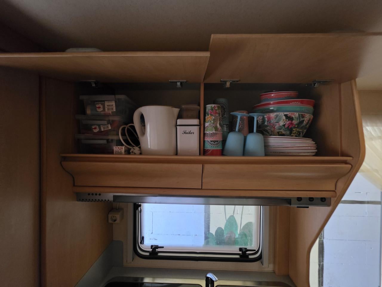 Caravan Hobby de luxe easy met mover voortent 2001