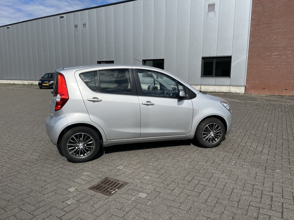 Opel Agila 1.0 berlin 5 drs 45 dkm airco nl l.m.v.