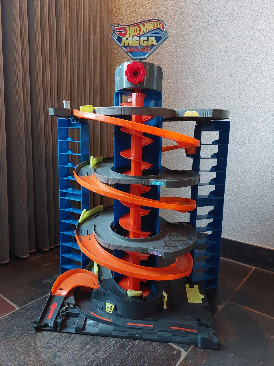 Hot Wheels City Mega Garage | autogarage | Hotwheels