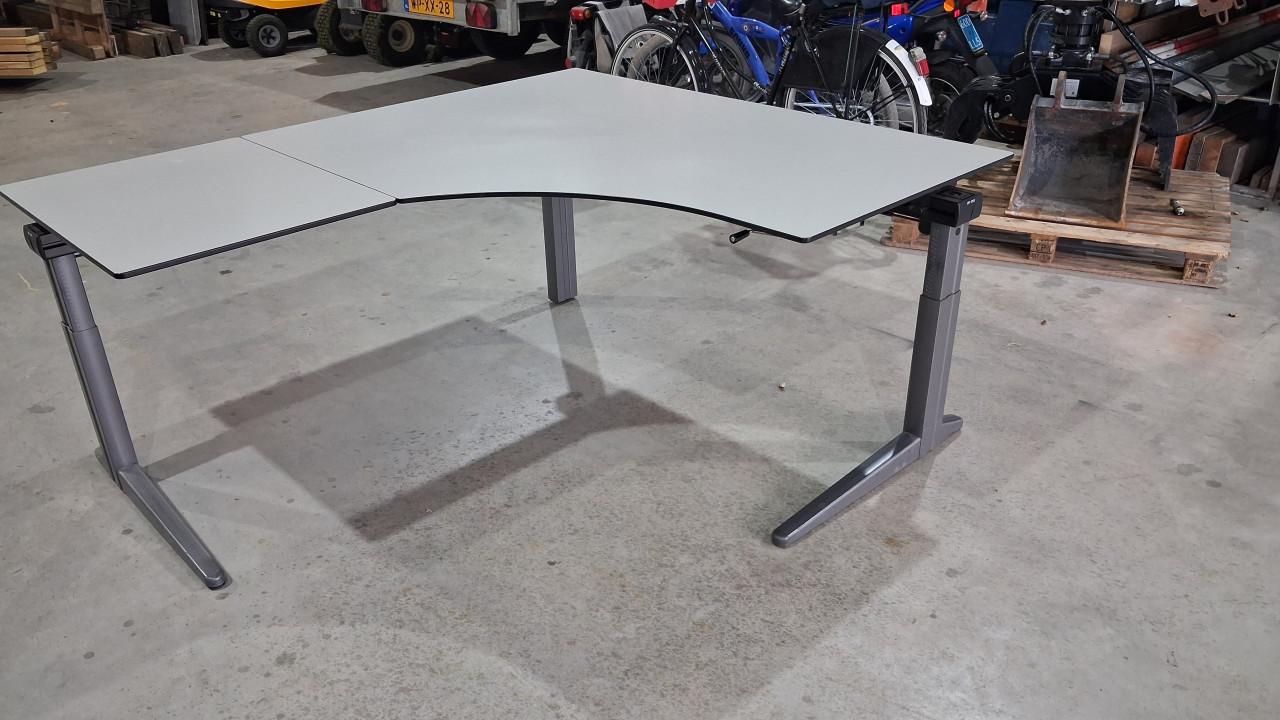 Buro bureau hoekburo ahrend