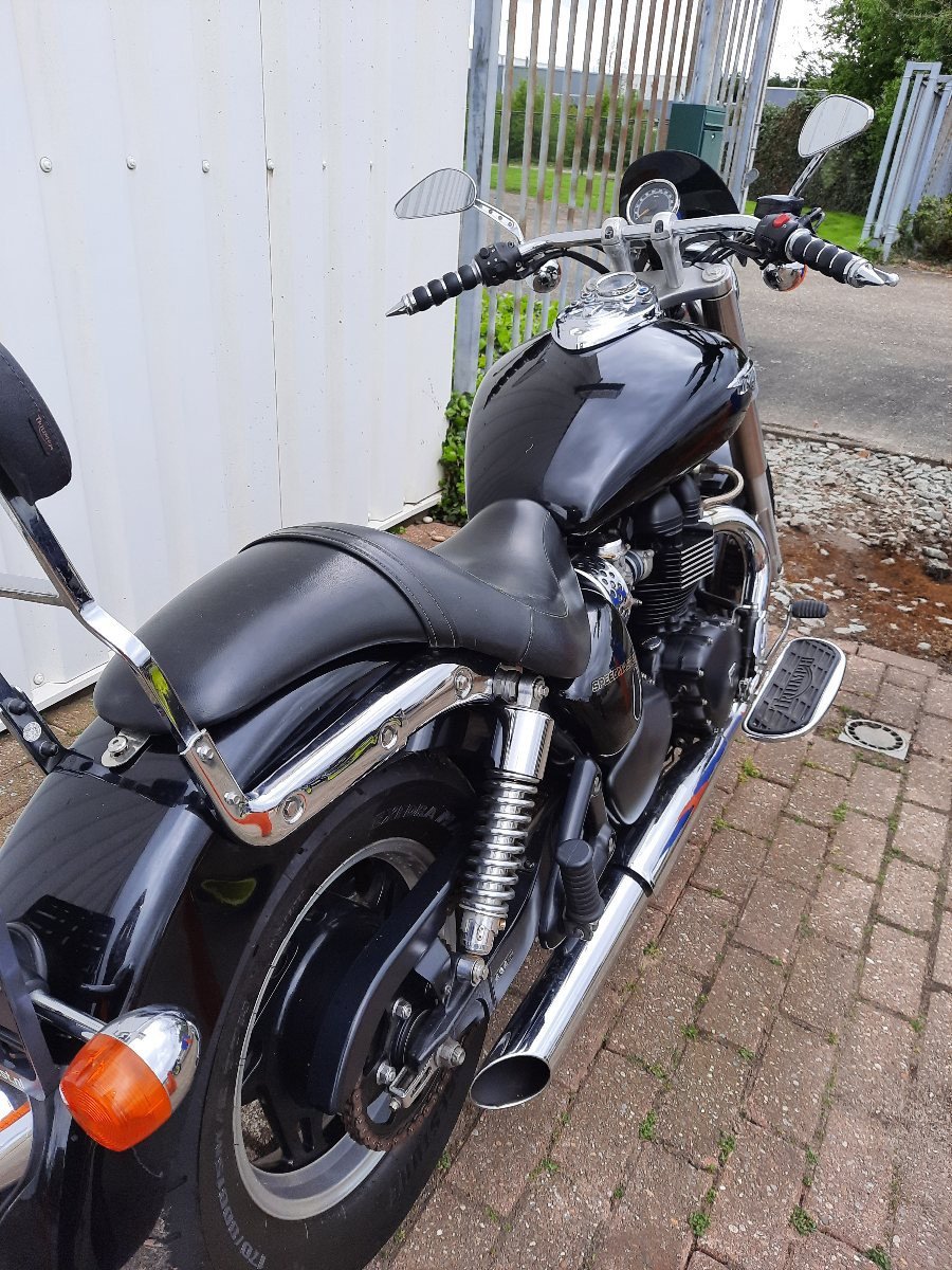 Triumph Speedmaster 900 uit 2010