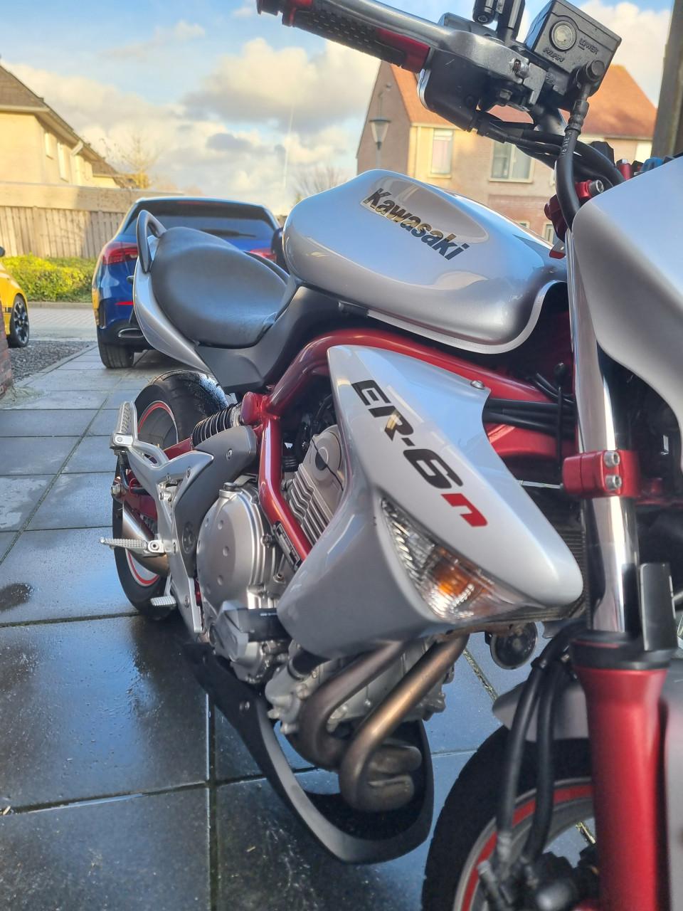 Kawasaki er6n 2008 weinig kilometers