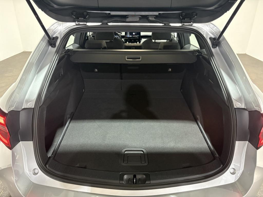 Toyota Corolla Touring Sports hybrid 140 active | demo |