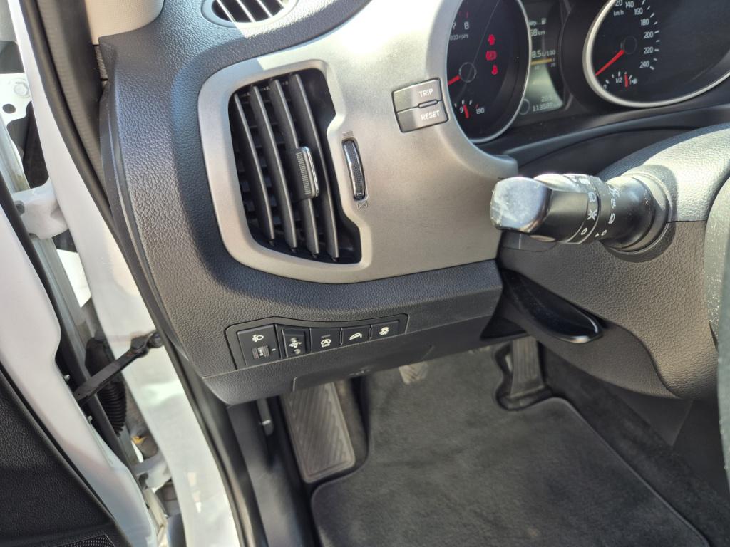 Kia Sportage 1.6 gdi world cup edition
